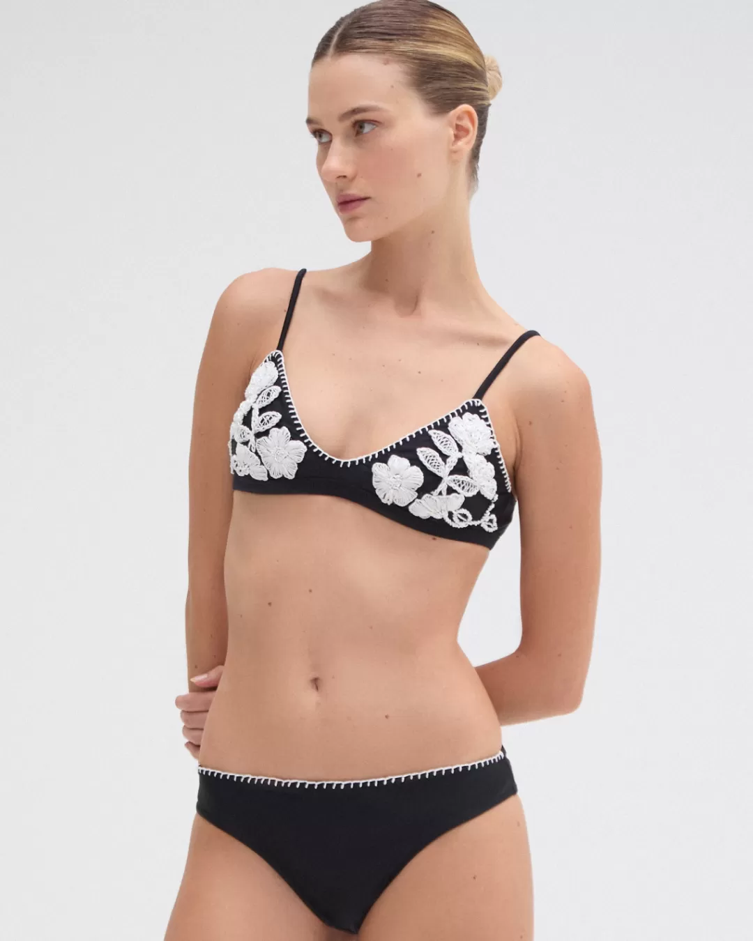PatBO EMBROIDERED BIKINI BOTTOM Black Shop