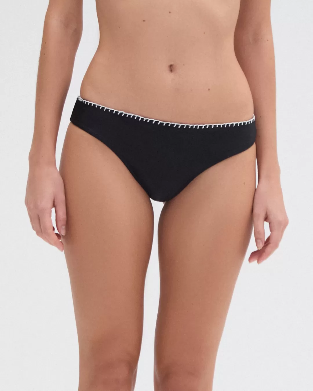 PatBO EMBROIDERED BIKINI BOTTOM Black Shop