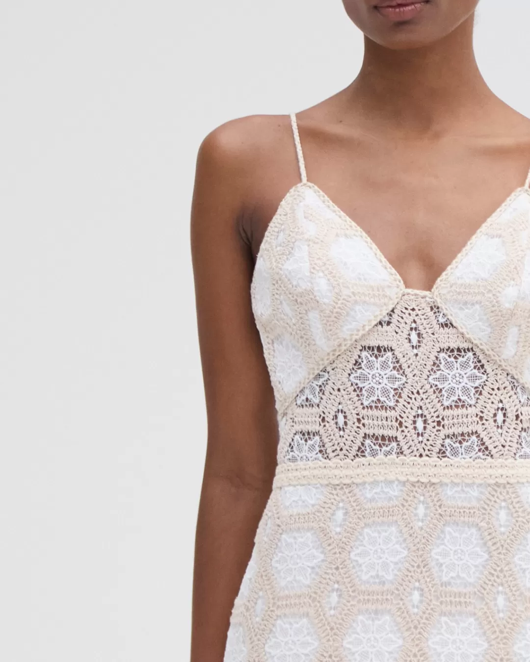 PatBO NATURAL CROCHET PLUNGE MIDI DRESS Offwhite Online